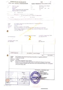 Surat Perintah Pencairan Dana kepada para Fasilitator Rekonstruksi Rumah Pasca Gempa Bumi di Yogy...