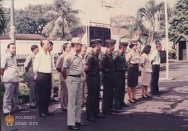 Para tamu undangan yang terdiri dari beberapa unsur sedang mendengarkan sambutan Kepala Dekorim K...