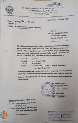 Surat dari Kepala Bagian Tata Usaha a.n. Kepala Pendidikan dan Latihan Pemerintah Provinsi Daerah...