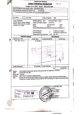 Surat Perintah Pencairan Dana kepada para Fasilitator Rekonstruksi Rumah Pasca Gempa Bumi di Yogy...