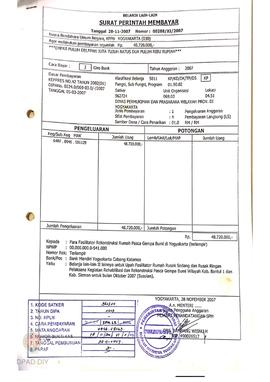 Surat Perintah Pencairan Dana kepada para Fasilitator Rekonstruksi Rumah Pasca Gempa Bumi di Yogy...