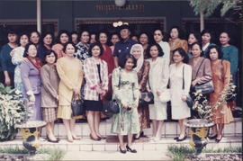 Foto bersama Penjabat Gubernur DIY Sri Paduka Paku Alam VIII dengan Panitia  Penggalangan Dana ko...